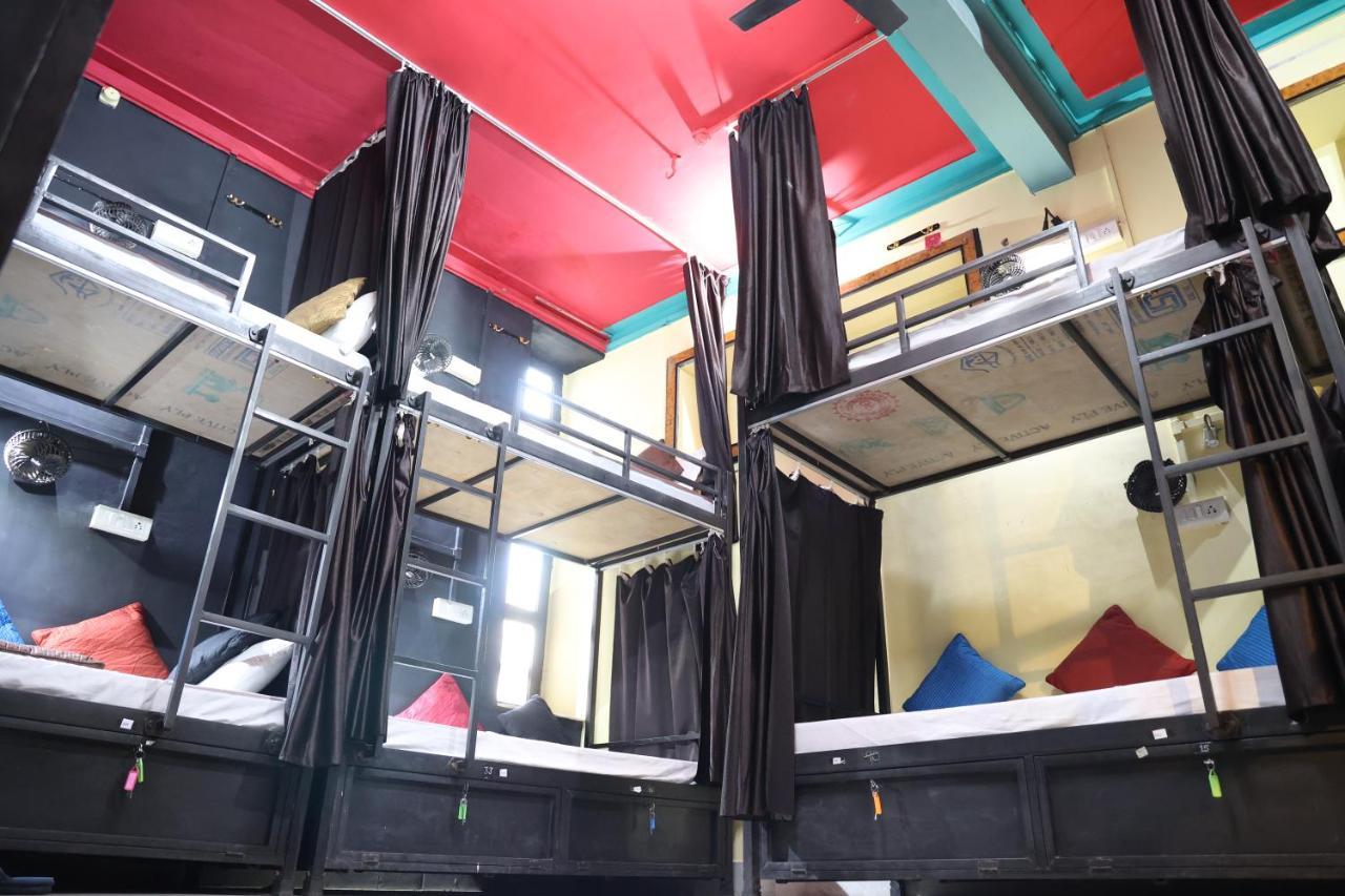Santkripa Backpackers 400 Mtr From Railway Station Hostel จ๊อดปูร์ ภายนอก รูปภาพ