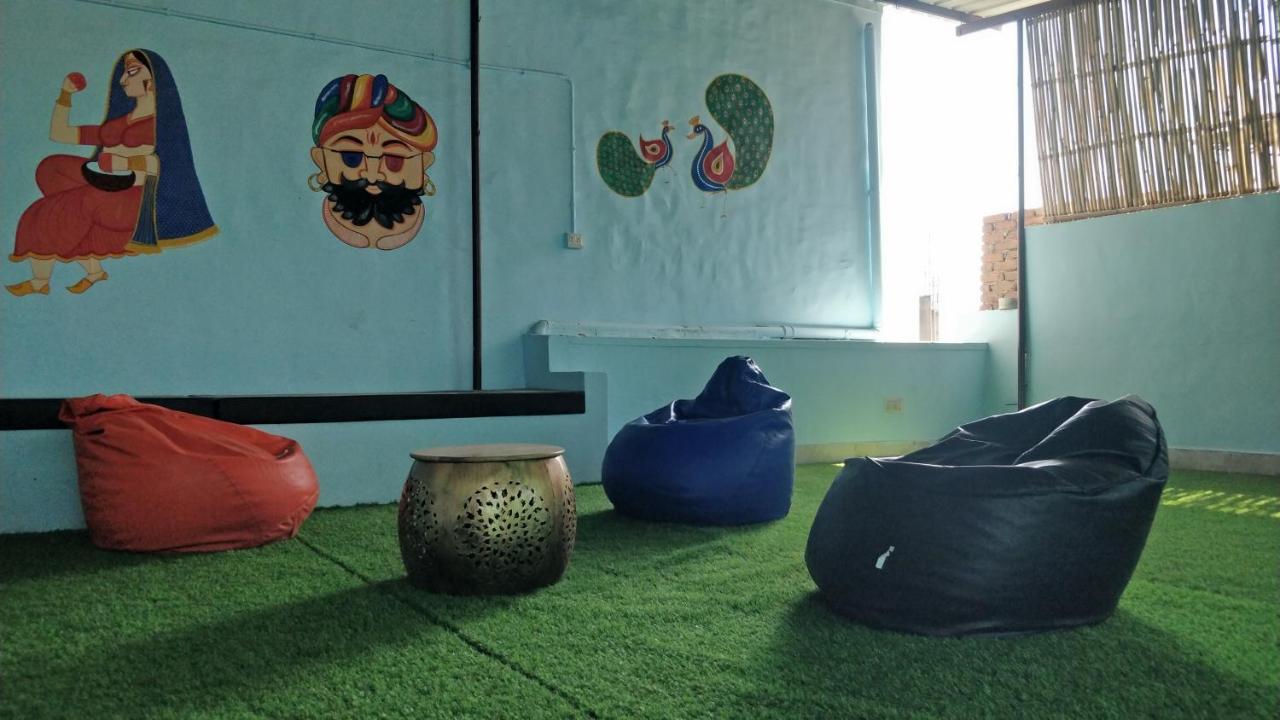 Santkripa Backpackers 400 Mtr From Railway Station Hostel จ๊อดปูร์ ภายนอก รูปภาพ