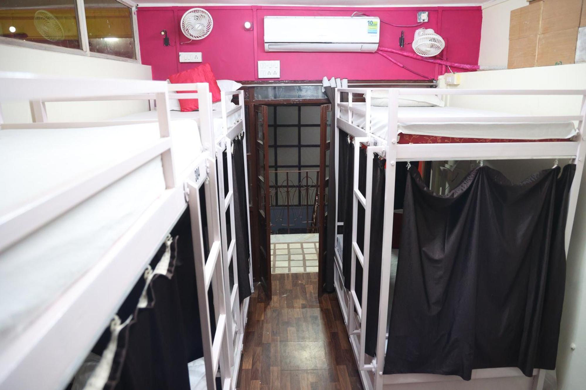 Santkripa Backpackers 400 Mtr From Railway Station Hostel จ๊อดปูร์ ภายนอก รูปภาพ
