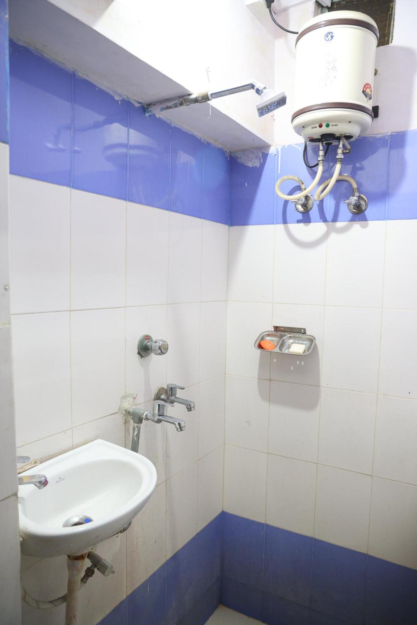 Santkripa Backpackers 400 Mtr From Railway Station Hostel จ๊อดปูร์ ภายนอก รูปภาพ